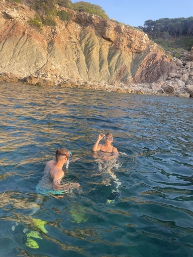 Snorkeling by boat (experience required)